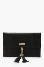 Load image into Gallery viewer, Bar &amp; Tassel PU Clutch Bag With Chain
