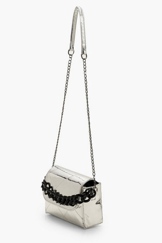 Metallic Chunky Chain Clutch Bag