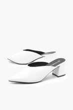 Load image into Gallery viewer, Pointed Block Heel Mules
